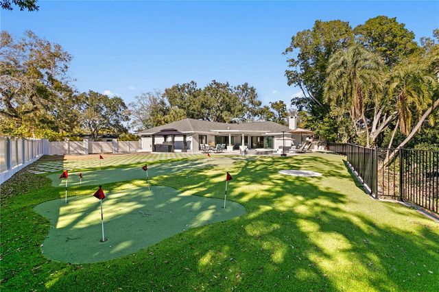 900 31ST AVENUE NE, St Petersburg, FL 33704