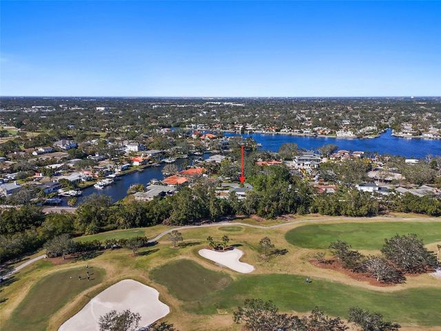 900 31ST AVENUE NE, St Petersburg, FL 33704