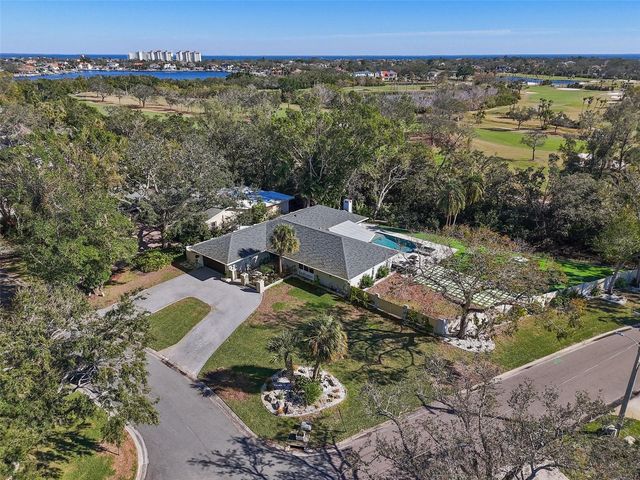 900 31ST AVENUE NE, St Petersburg, FL 33704