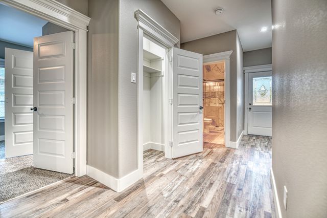 1219 S Rockwall Avenue, Terrell, TX 75160