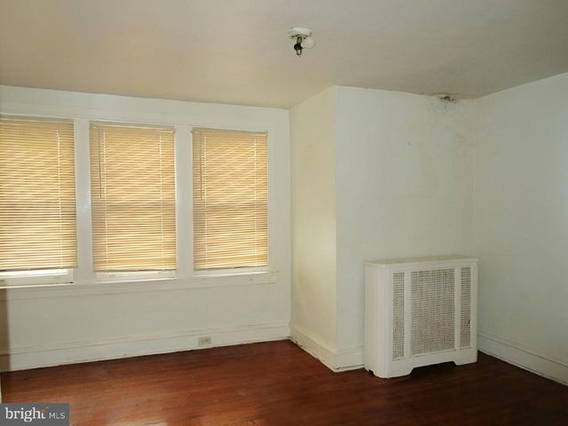6030 N MARVINE ST, Philadelphia, PA 19141