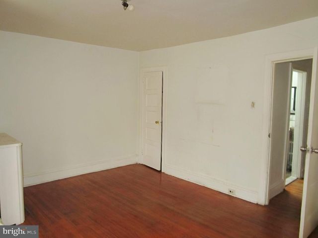 6030 N MARVINE ST, Philadelphia, PA 19141