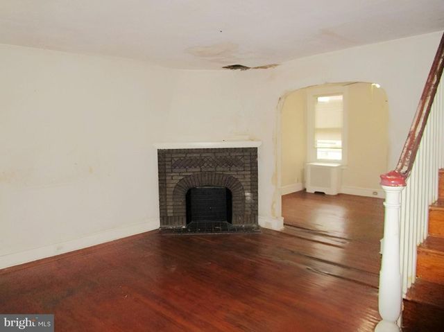 6030 N MARVINE ST, Philadelphia, PA 19141