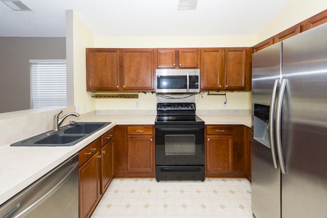 69 Blue Jasmine Lane, Summerville, SC 29483