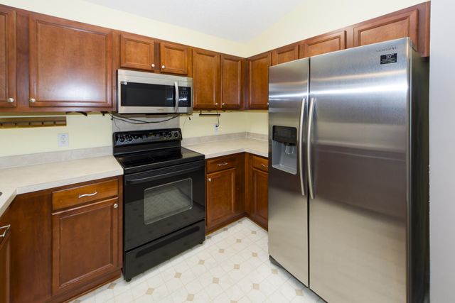 69 Blue Jasmine Lane, Summerville, SC 29483