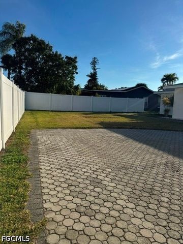 27541 Suffridge DR, Bonita Springs, FL 34135