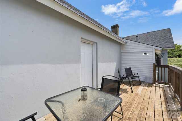 802 Canal Road, Lockhart, SC 29364