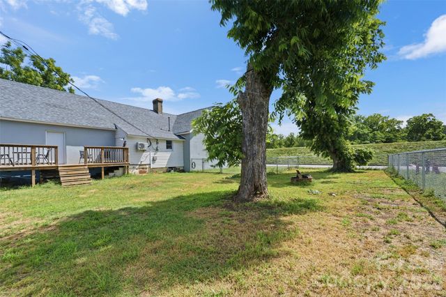 802 Canal Road, Lockhart, SC 29364