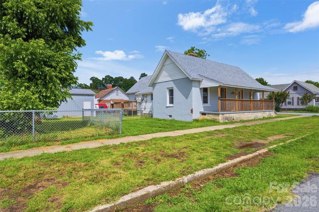 802 Canal Road, Lockhart, SC 29364