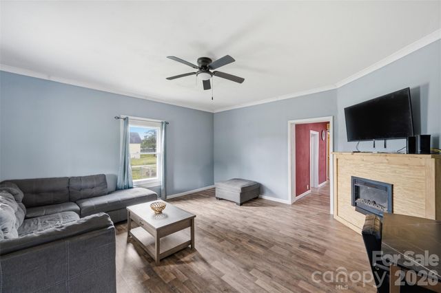 802 Canal Road, Lockhart, SC 29364