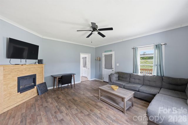 802 Canal Road, Lockhart, SC 29364