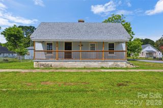 802 Canal Road, Lockhart, SC 29364