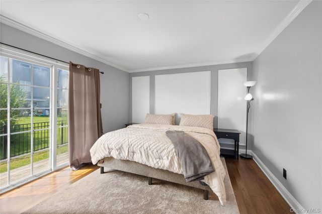 7 Edwards Drive, Shirley, NY 11967