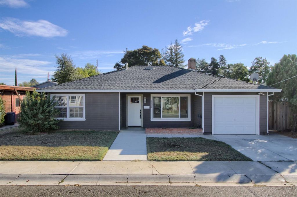 2209 Boulton Way, Marysville, CA 95901