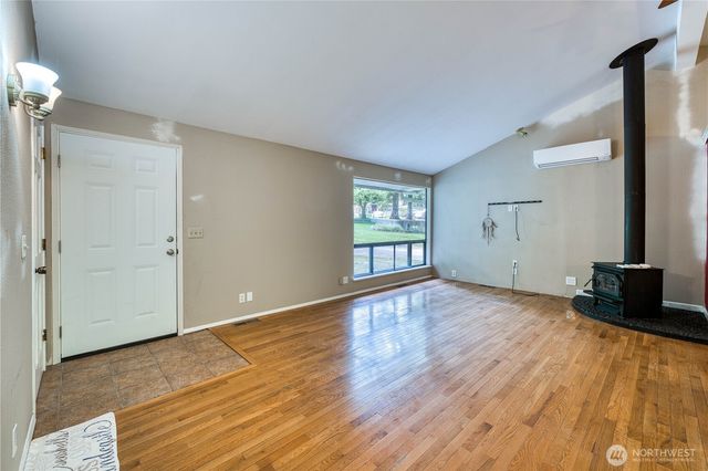 7924 Ohana Place NE, Bremerton, WA 98311