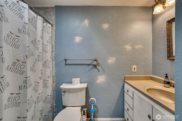 7924 Ohana Place NE, Bremerton, WA 98311