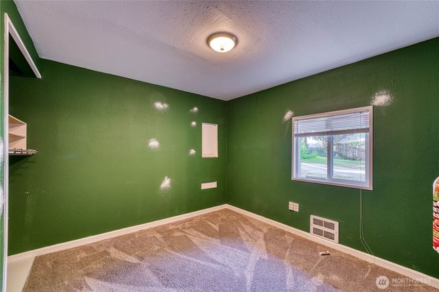 7924 Ohana Place NE, Bremerton, WA 98311