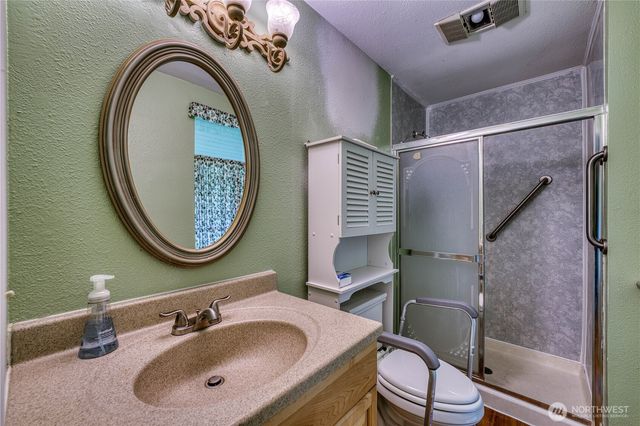 7924 Ohana Place NE, Bremerton, WA 98311