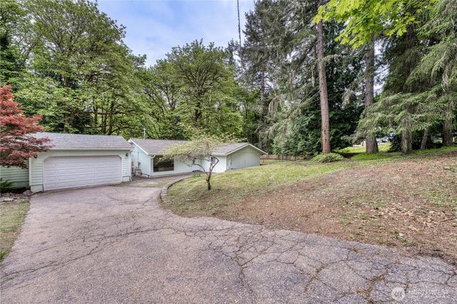 7924 Ohana Place NE, Bremerton, WA 98311