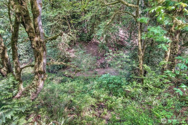 7924 Ohana Place NE, Bremerton, WA 98311