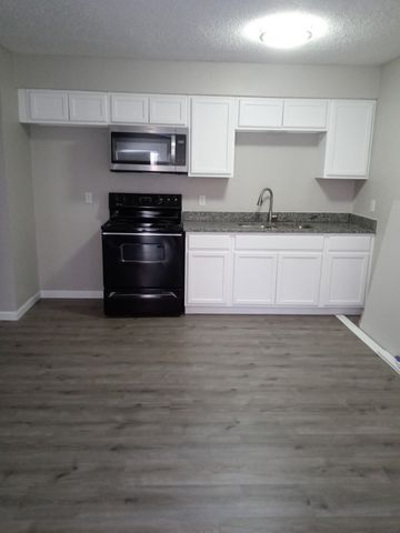 2211 N Elm Street 5, Denton, TX 76201