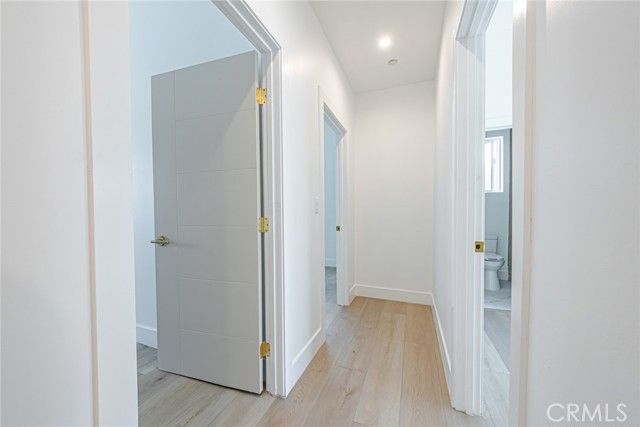 242 N DILLON, Silver Lake, CA 90026