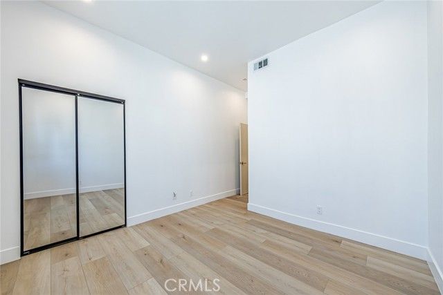 242 N DILLON, Silver Lake, CA 90026