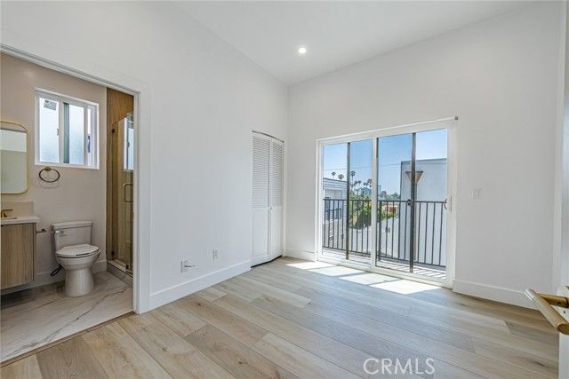 242 N DILLON, Silver Lake, CA 90026