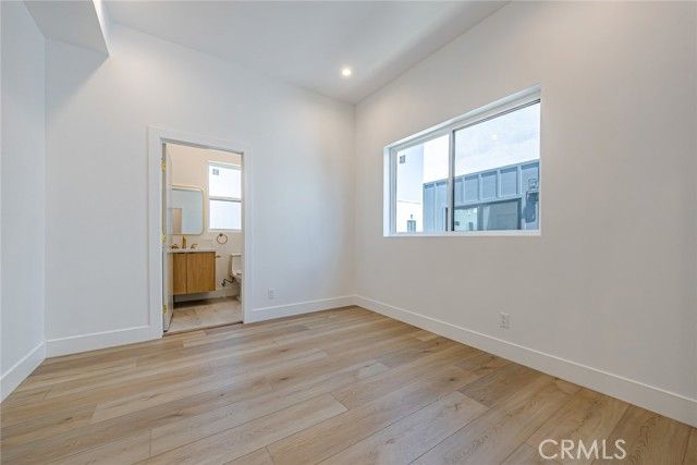 242 N DILLON, Silver Lake, CA 90026