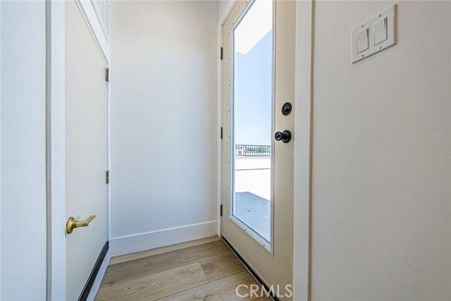 242 N DILLON, Silver Lake, CA 90026