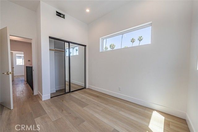 242 N DILLON, Silver Lake, CA 90026