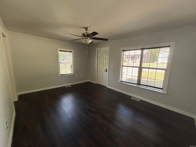808 W Hazel Street, Benton, AR 72015