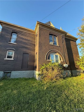 340 Seneca Street, Oneida, NY 13421