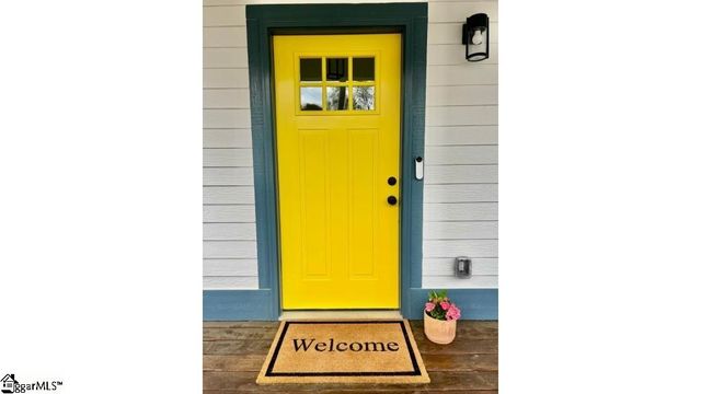 14 Blackwood Street, Greenville, SC 29611