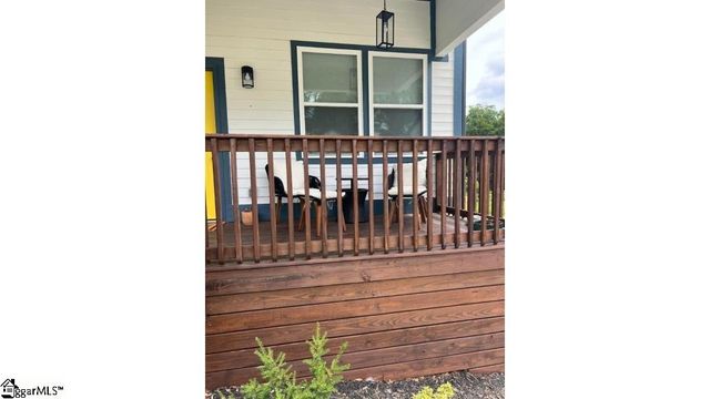 14 Blackwood Street, Greenville, SC 29611