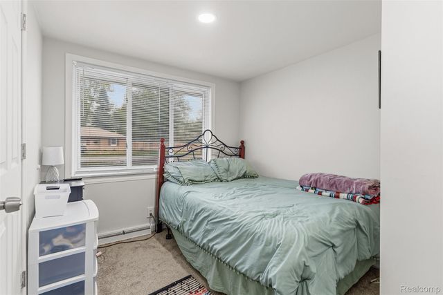 3102 Coin Street, Burton, MI 48519