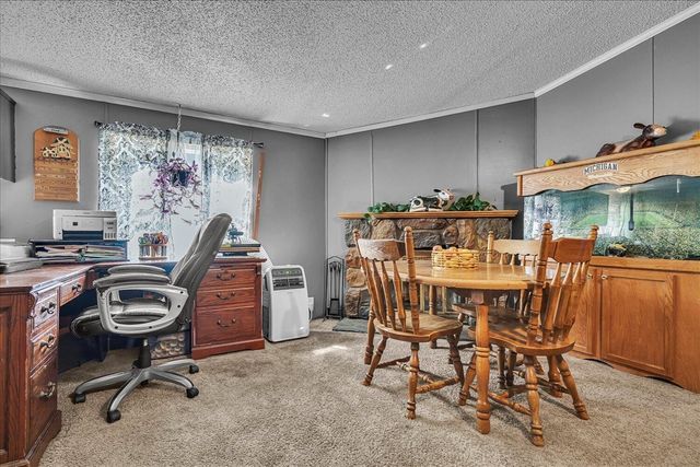 950 Lafayette Street, Plainwell, MI 49080