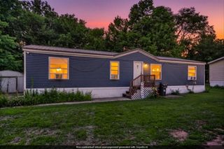 950 Lafayette Street, Plainwell, MI 49080