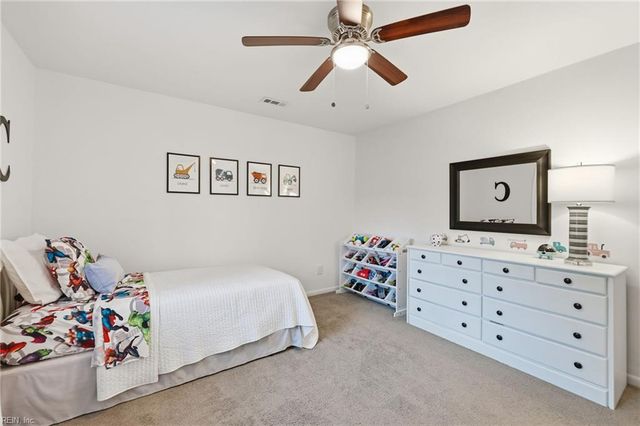 1264 Parkside PL, Virginia Beach, VA 23454