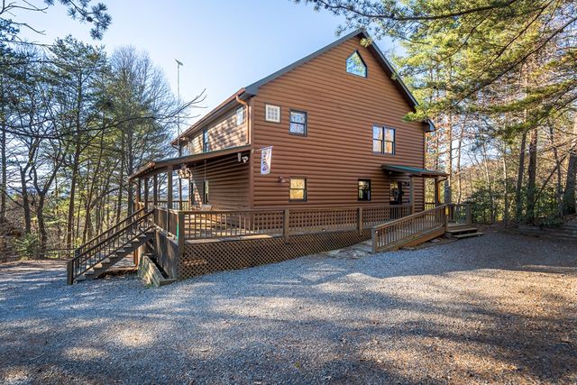 363 Crestview Drive, Morganton, GA 30560