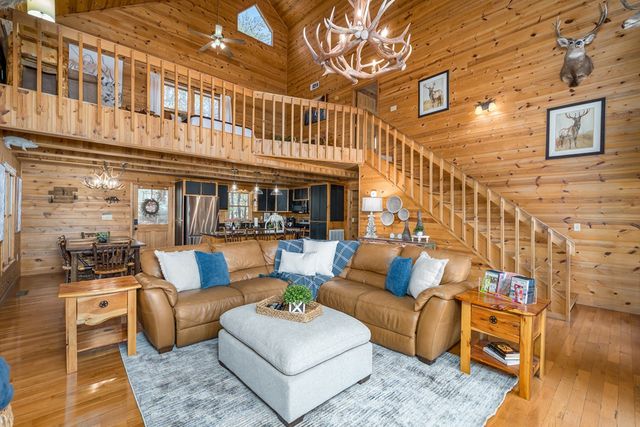 363 Crestview Drive, Morganton, GA 30560