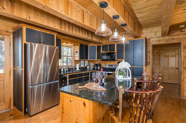 363 Crestview Drive, Morganton, GA 30560