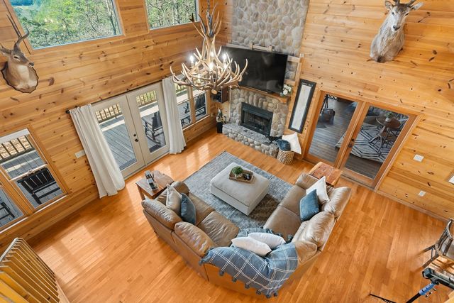 363 Crestview Drive, Morganton, GA 30560