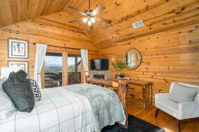 363 Crestview Drive, Morganton, GA 30560