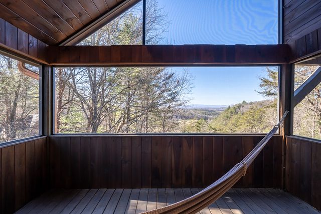 363 Crestview Drive, Morganton, GA 30560