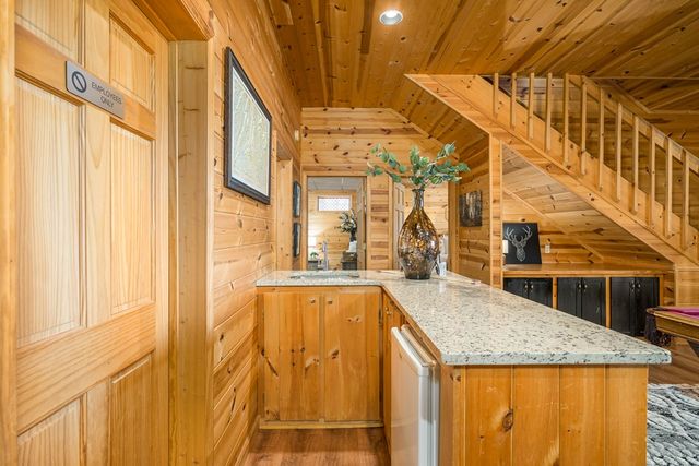 363 Crestview Drive, Morganton, GA 30560