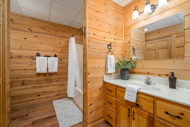 363 Crestview Drive, Morganton, GA 30560