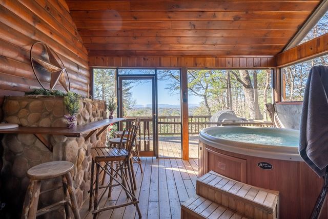 363 Crestview Drive, Morganton, GA 30560