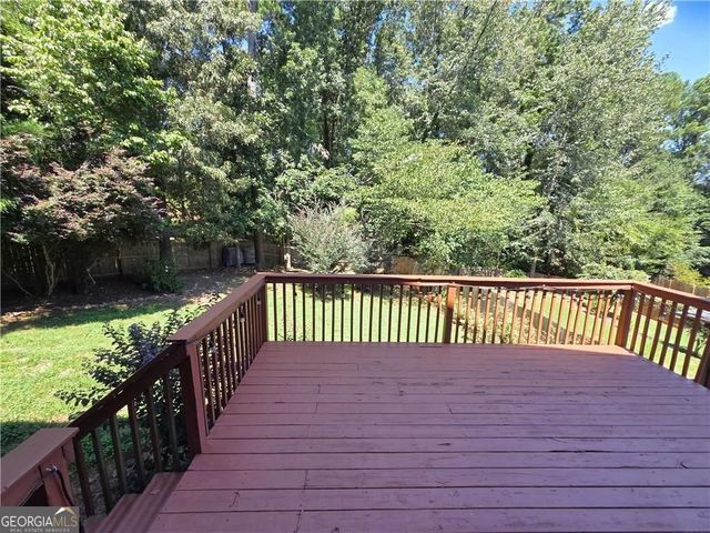 2750 Oak Village Trail, Decatur, GA 30032