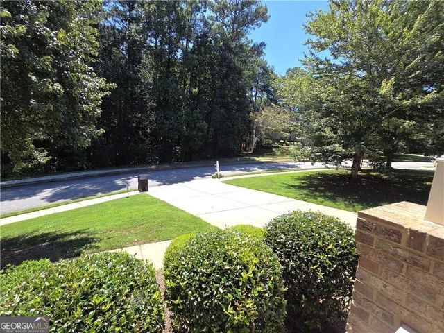 2750 Oak Village Trail, Decatur, GA 30032